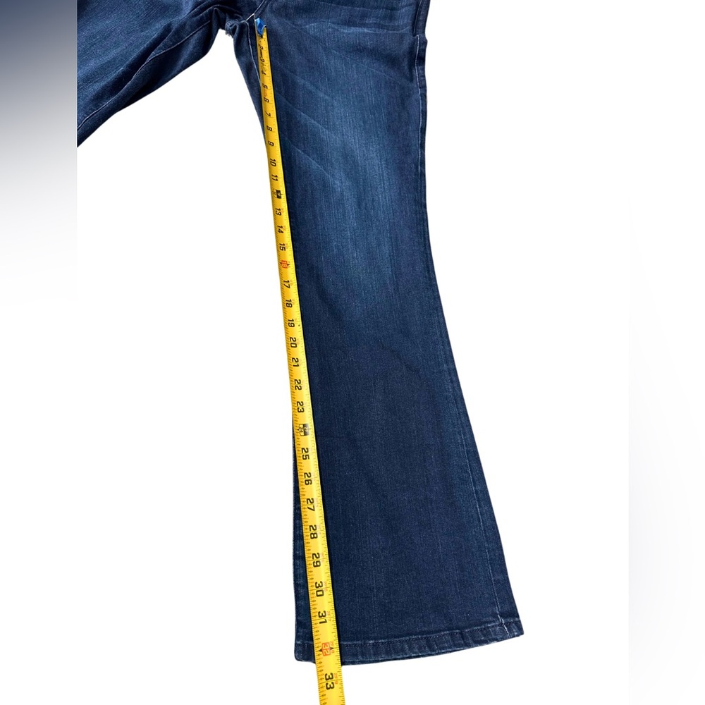 Rock & Republic Indigo Wide Leg Jeans - Picture 2 of 5